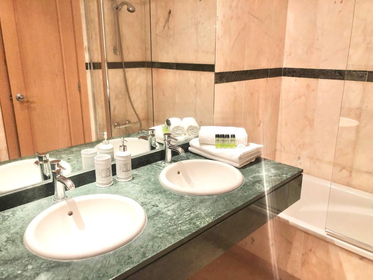 Congress Palace - Golden Mile Apartemen