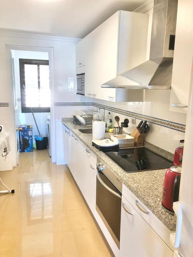 Congress Palace - Golden Mile Apartemen